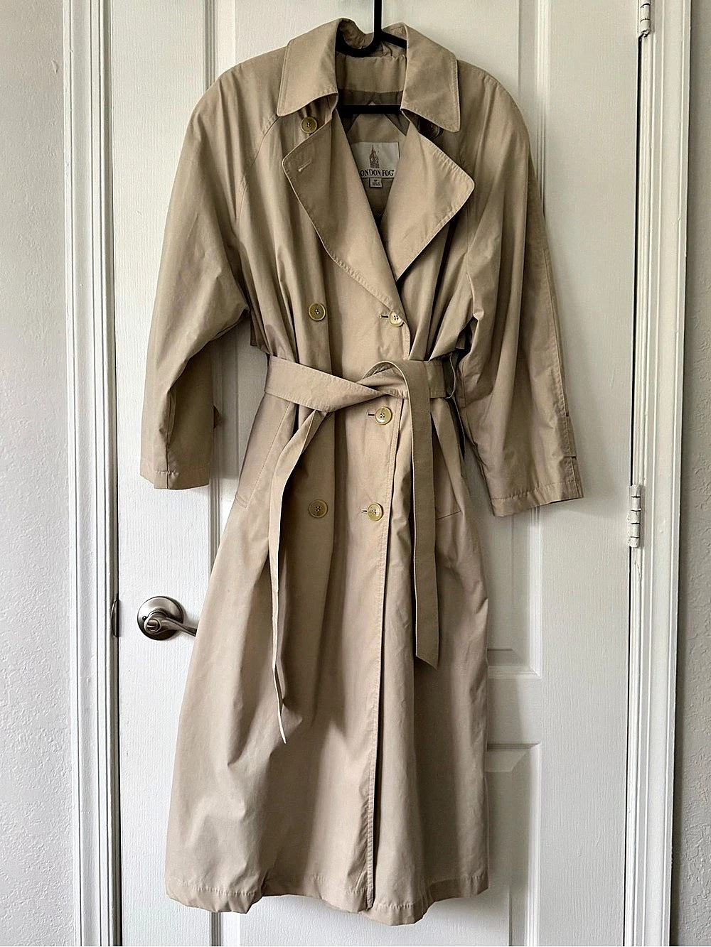 London Fog Vintage Double-Breasted Belted Trench in Beige Size Maxi Length